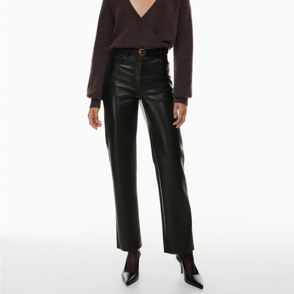 Wilfred Aritzia Faux Leather Straight Leg Melina Pants. 2022 Version. Size 6 - Picture 2 of 8